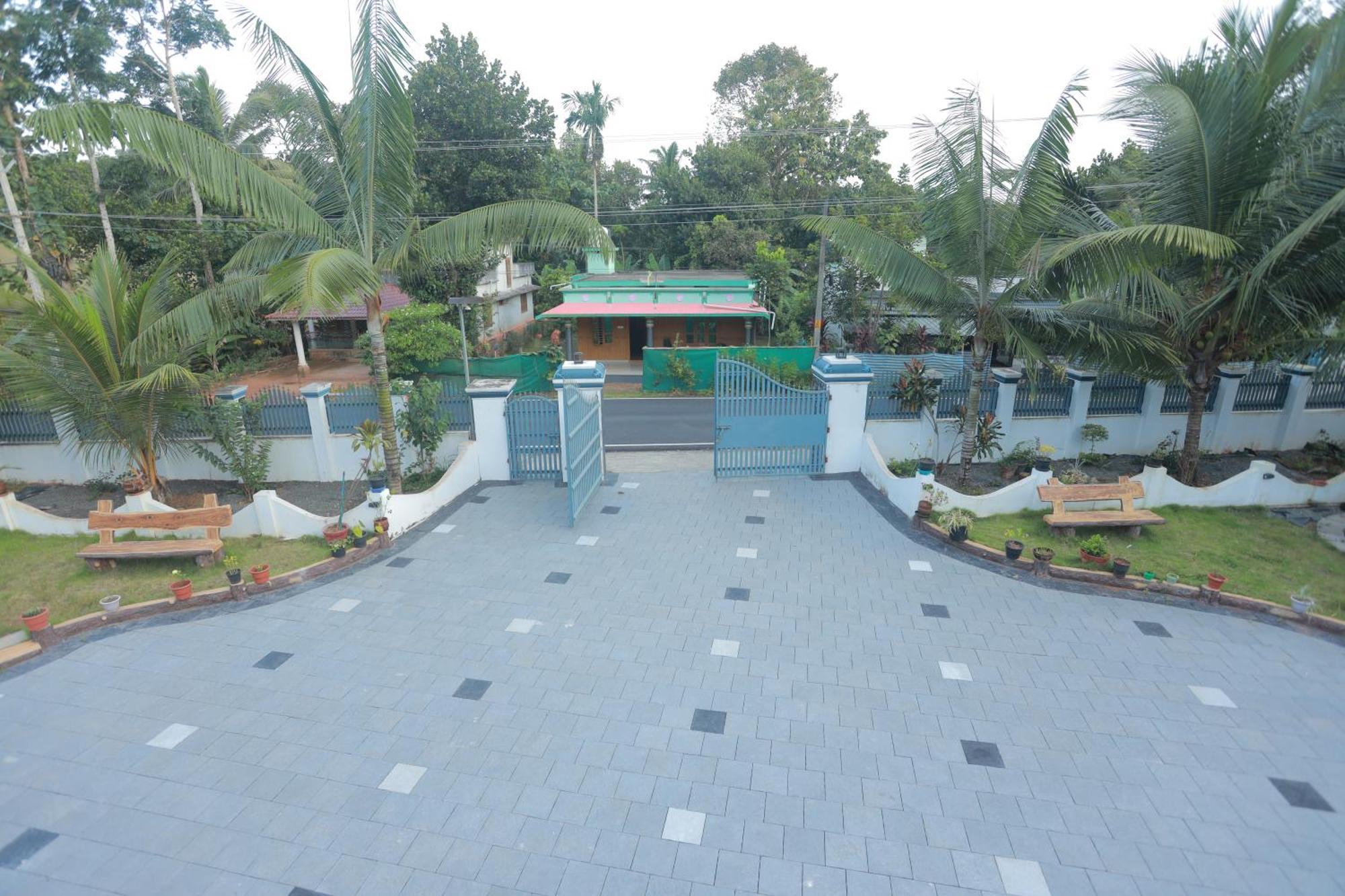 Hotel Gilead Holliday Tāmarakulam Exterior foto